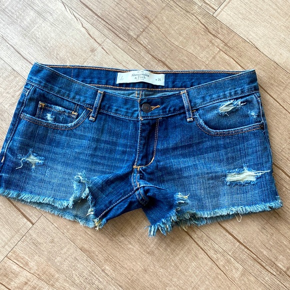 Abercrombie & Fitch Denim - Abercrombie and Fitch Jean Cut-Off Shorts, 2